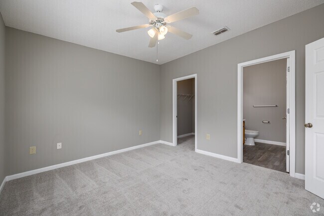 3BR, 2BA - 1,350SF - Master Bedroom
