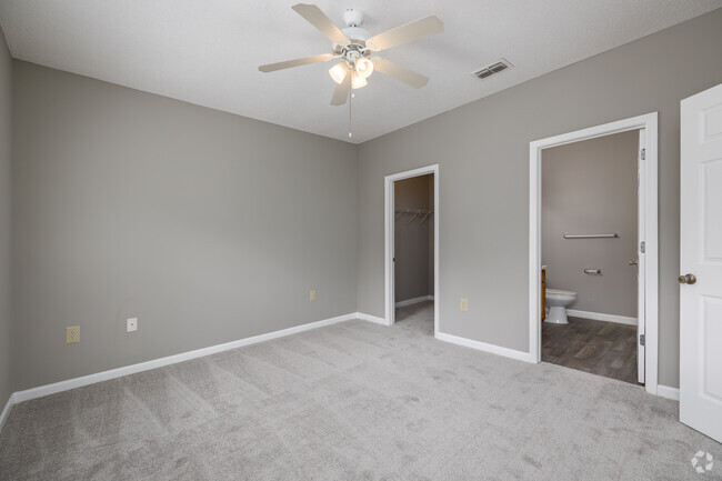 3BR, 2BA - 1,350SF - Master Bedroom