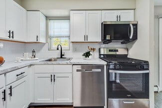 220A Dobbs Dr, Hi Nella, NJ 08083