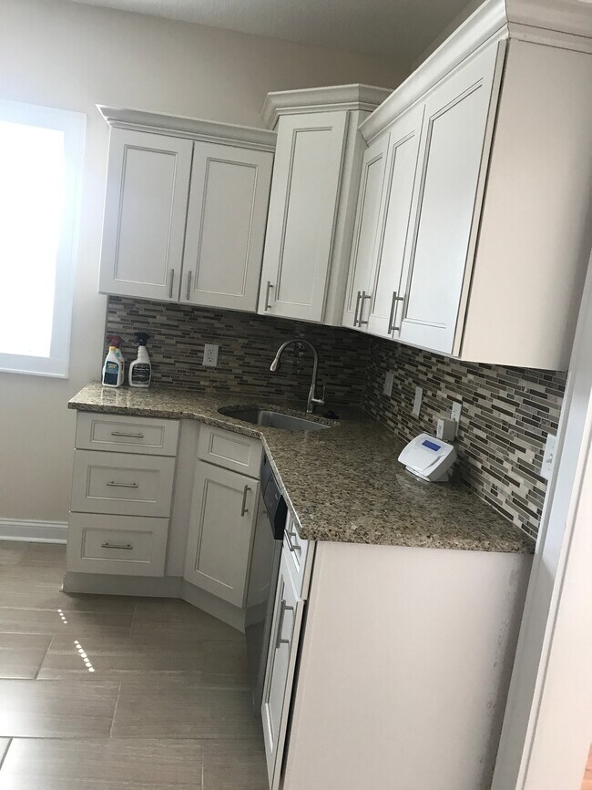 403 8th Ave Unit 1, Huntington, WV 25701
