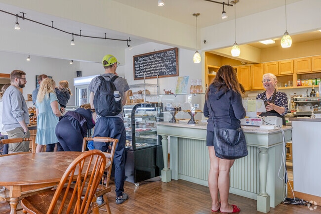 Looking for baked goods? Greenwoodes Farm Organic Bakery has you covered in Hansville WA.