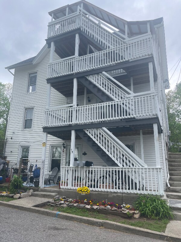 72 Chapman St unit 4, Willimantic, CT 06226 - photo 3
