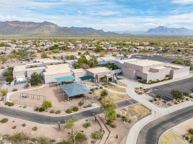 Zaharis Elementary School