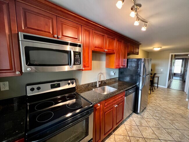1202 Vine St unit 5, Scranton, PA 18510 - photo 2