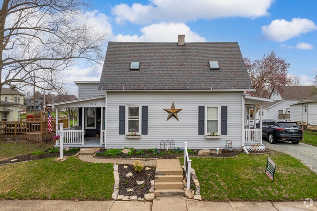 The median price for a home in Wabash is about $160,000, which is lower than the national, Kokomo and Fort Wayne medians.