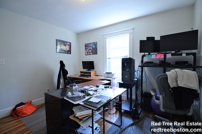 87 Athelstane Rd unit 2, Newton Center, MA 02459 - photo 7