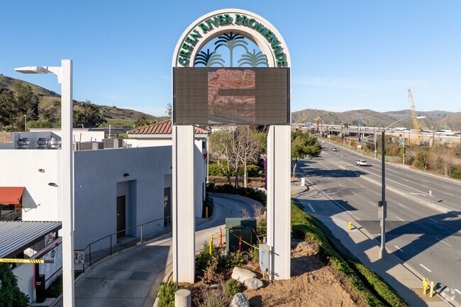 Greenriver Promenade offers multiple shopping and dining options for the locals.