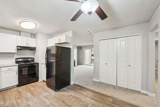 2837-2847 SE Colt Dr, Portland, OR 97202