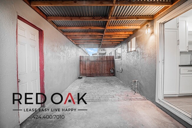 690 S Riverside Ave unit 9, Rialto, CA 92376 - photo 7