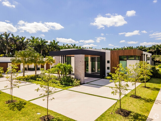A large flat-roofed modern home in Martha Bright Farms, Davie.