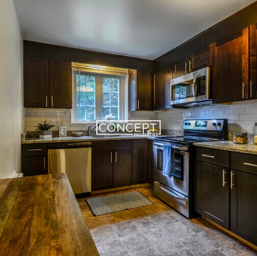 15 Captain Parker Arms unit 12B, Lexington, MA 02421 - photo 1