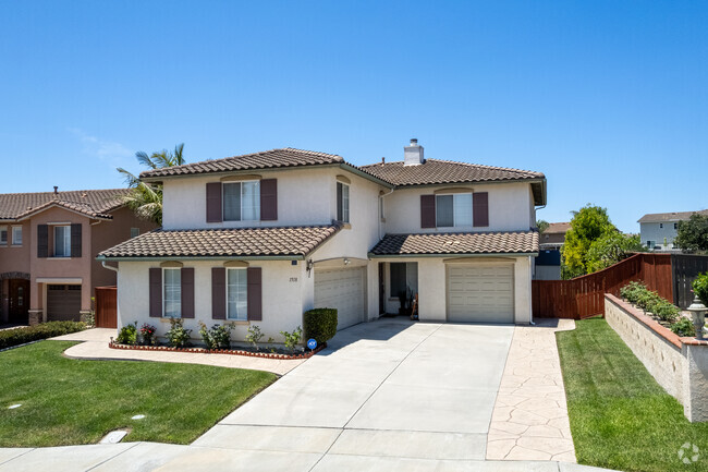 Many homes in Sunbowl, Chula Vista feature tiled roofs with spanish accents.