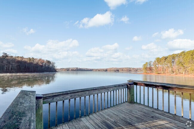Lake Norman has public docks and piers around the shores for locals to enjoy.