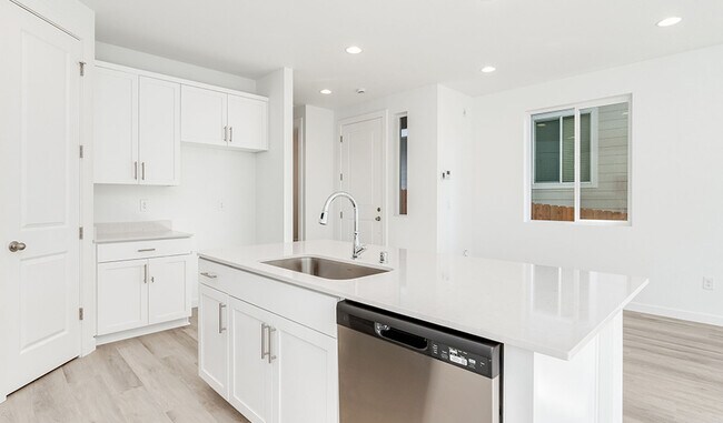 937 NW 178th Way, Ridgefield, WA 98642 - photo 5