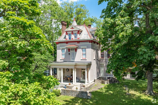 Many homes in East Walnut Hills were built in the early 1900's and have maintained their beauty.