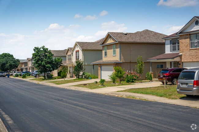 East Campus offers a range of starter homes and homes for growing families.