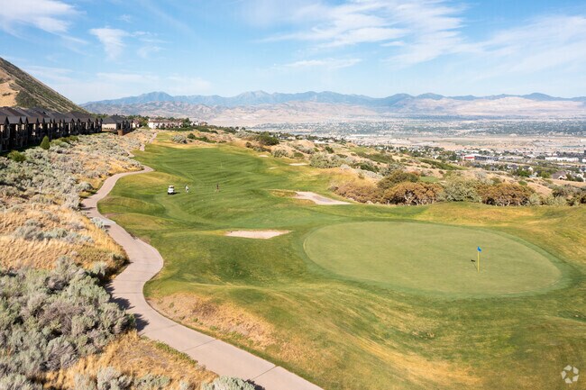 South Mountain Golf Course is a nice neighborhood amenity in Draper, Utah.