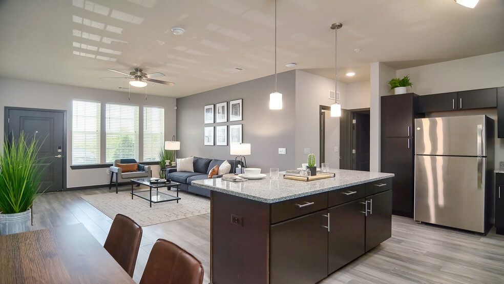 Springs at Lake Elmo, Lake Elmo, MN 55042 - photo 1