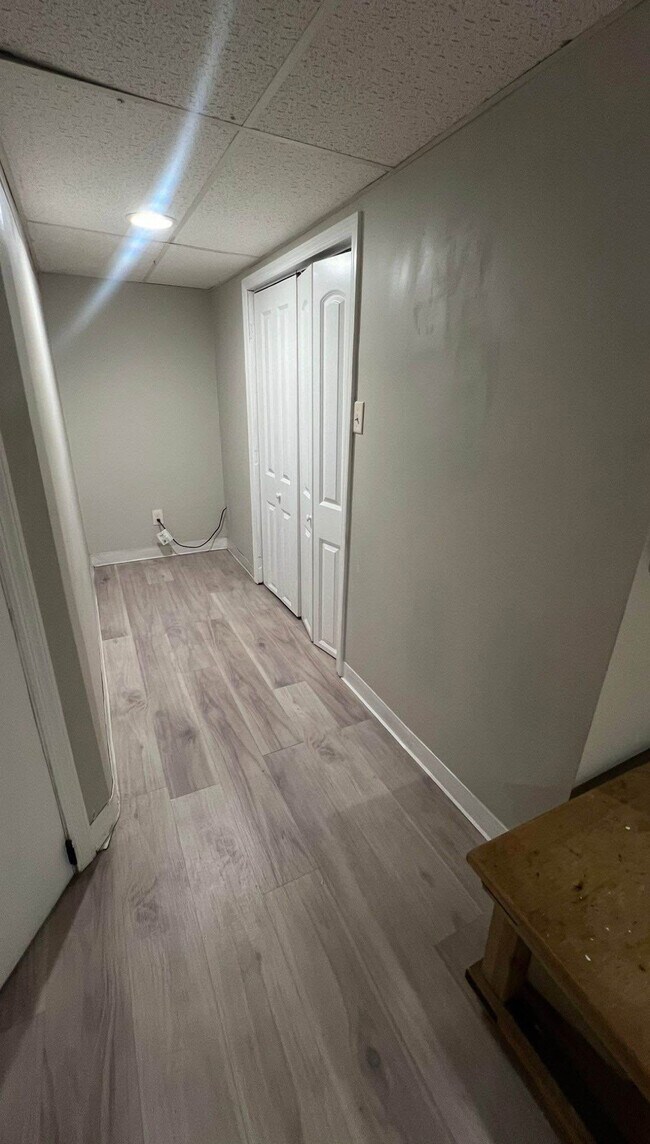 322 S Clinton St unit 4, East Orange, NJ 07018 - photo 5