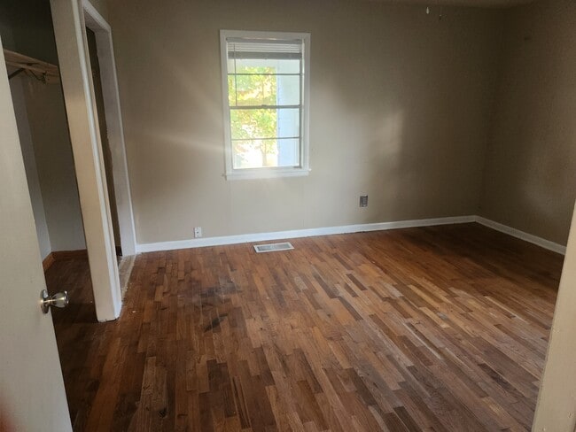 104 W Searcy St, Kensett, AR 72082 - photo 5