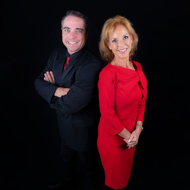 Agent Photo