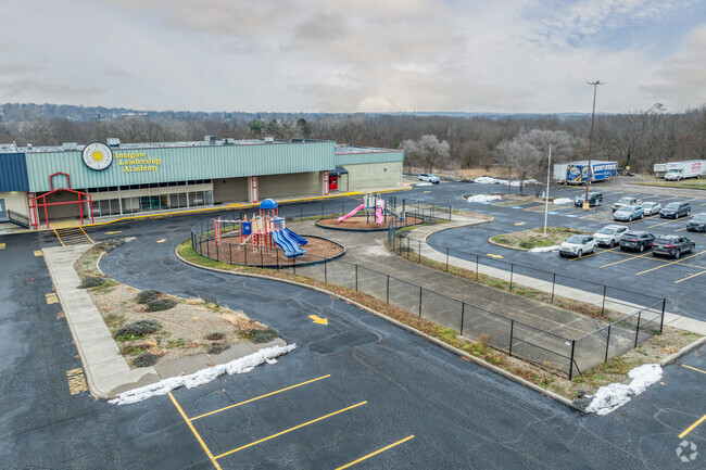 Kids can participate in a variety of programs at Imagine Akron Academy.
