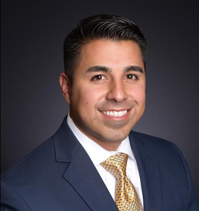 Agent Photo