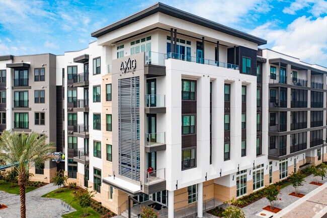 250 Carillon Pky Saint Petersburg, FL