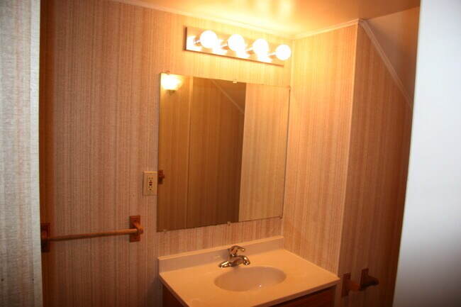 121 W Stadium Ave unit 4, West Lafayette, IN 47906 - photo 7