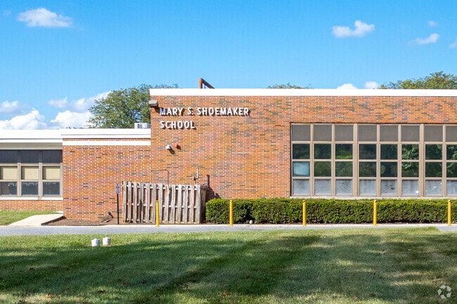 Mary S. Shoemaker School has grades 1-5 in Woodstown, NJ.