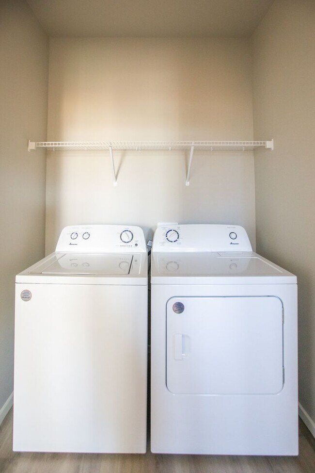 Discover Your Dream Home at Q1 Apartments in Hillsboro!, Hillsboro, OR 97006 - photo 5