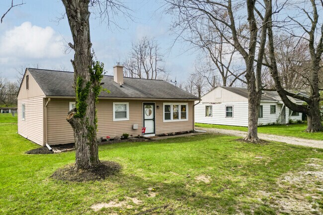 The neighborhoods of Granville are comprised of older homes.