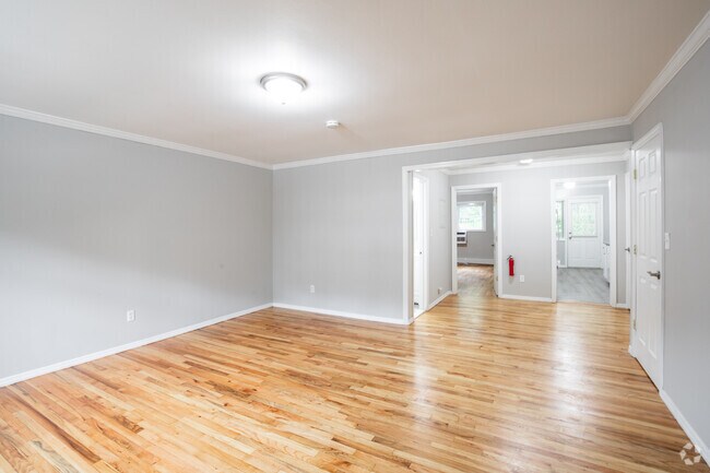 1 BR,1 BA - 769 SQ FT