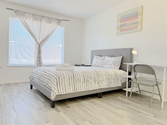 4594 Vía Torino, Las Vegas, NV 89103