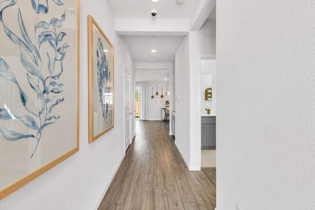 10003 Fletching Way unit 36664159, Sacramento, CA 95829 - photo 6