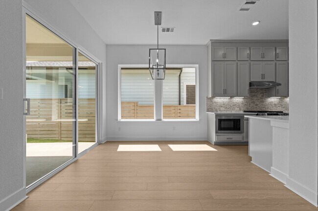 133 Gouda Dr, Bastrop, TX 78602 - photo 4