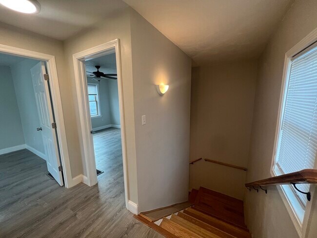 28 Otis St, Somerville, MA 02145 - photo 4
