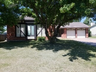 1709 N Brunswick Ln, Wichita, KS 67212