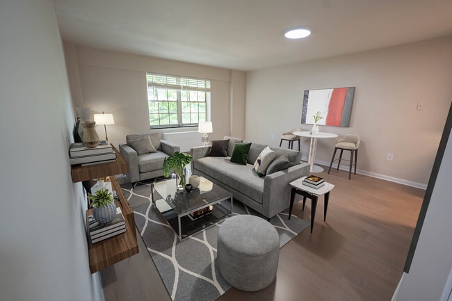 Rosemont Plaza, Bryn Mawr, PA 19010 - photo 3