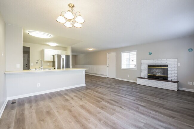 4494 S Bahama Way, Aurora, CO 80015 - photo 6