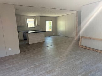 118 Clara St, Latta, SC 29565