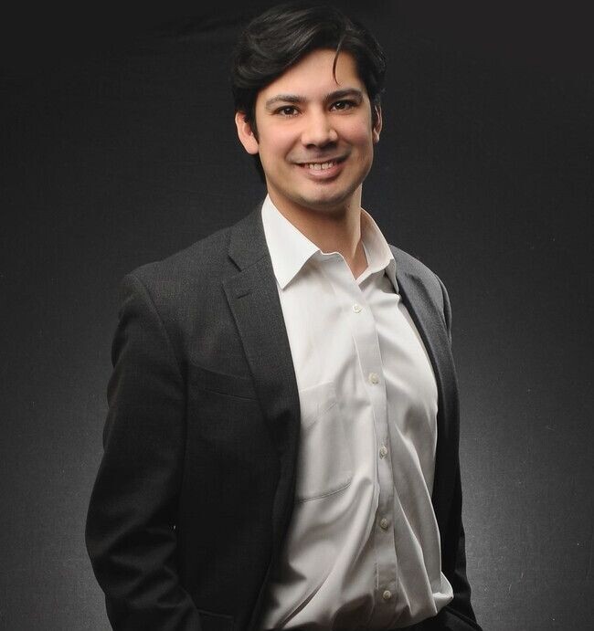 Agent Photo