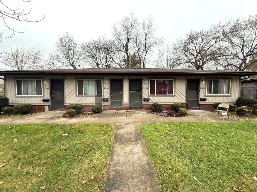 1283 California Ave unit 1283, Akron, OH 44314 - photo 1
