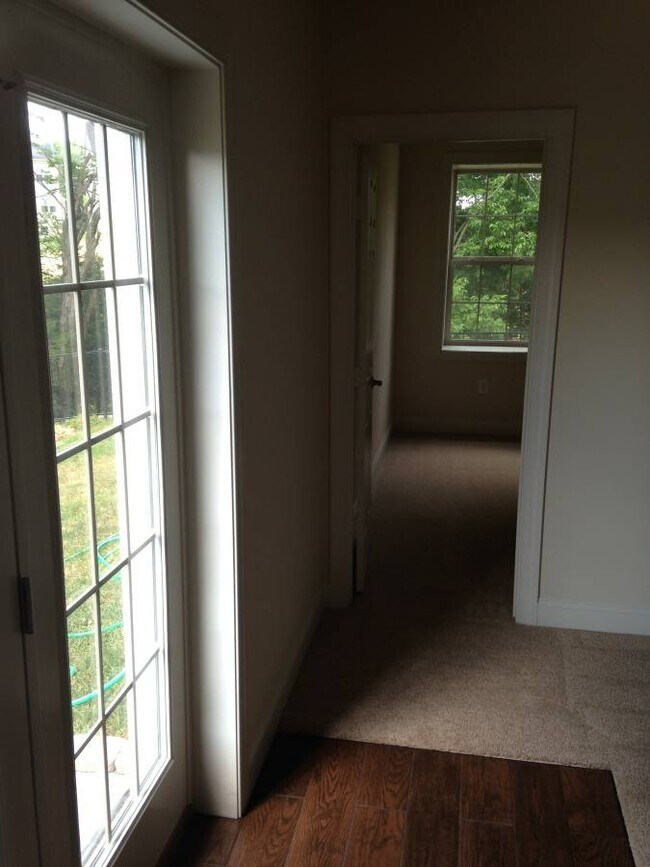 21215 Fairhunt Dr unit Single Home Basement, Ashburn, VA 20148 - photo 3