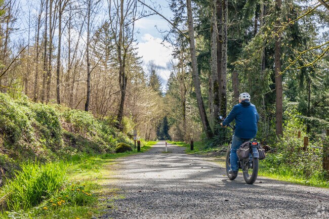 Snoqualmie Valley Trail is a 29-mile trail popular amongst cyclists near Fall City Orchard.