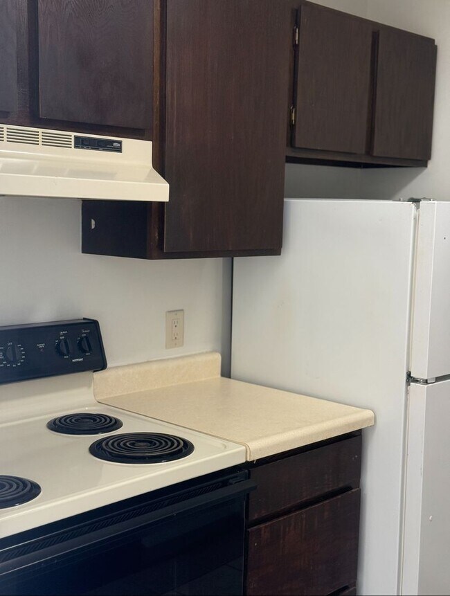 Dale Street Apartments, McFarland, WI 53558 - photo 6