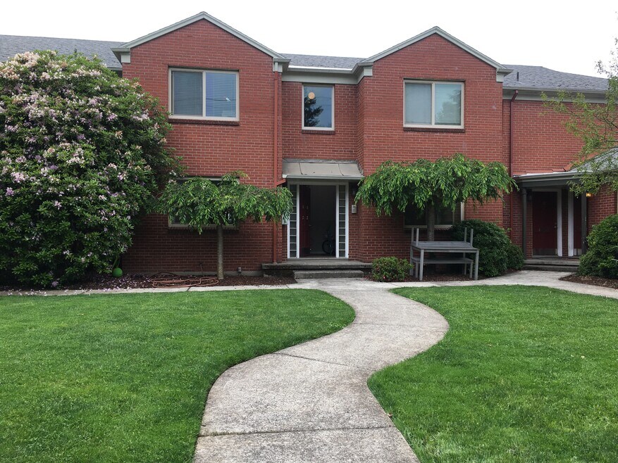 2515 SE 51st Ave unit 18, Portland, OR 97206 - photo 1