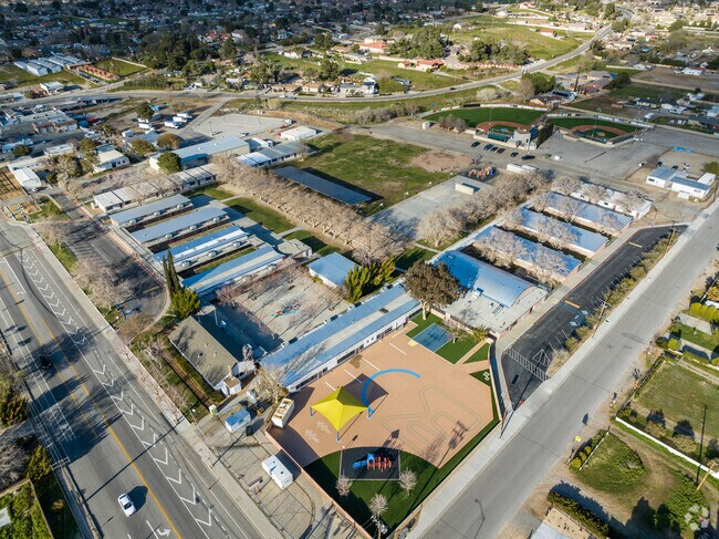 Quartz Hill Elementary is part of the Westside Union School District and is known for its strong community support and student enrichment programs.