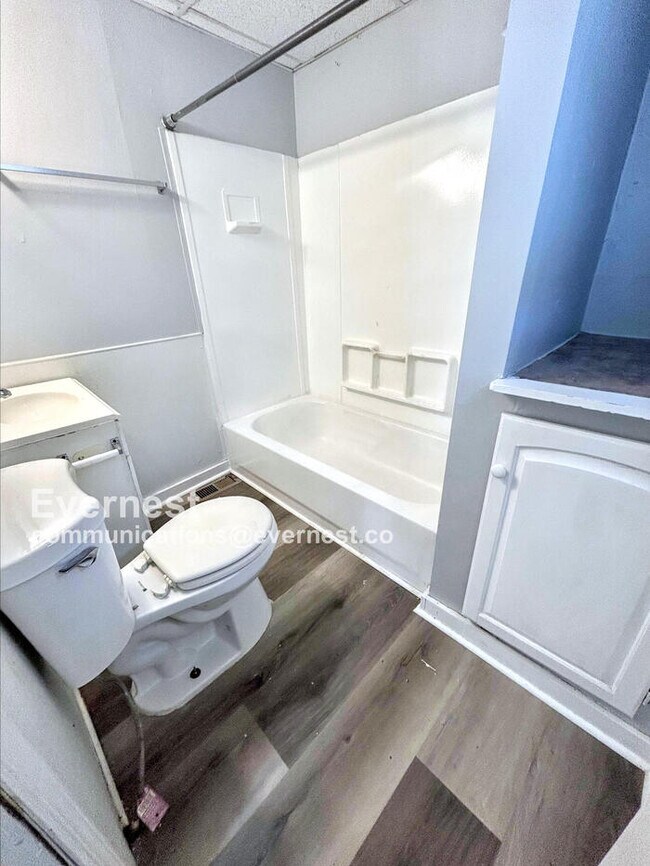 2781 E 118th St, Cleveland, OH 44120 - photo 6