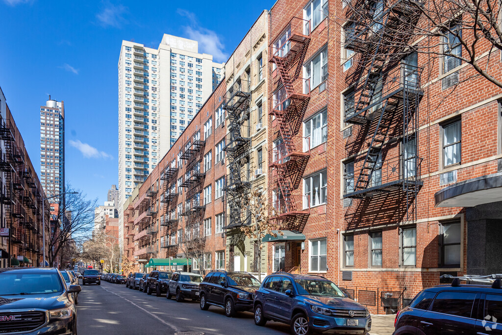 1680 York Ave Unit 2C, New York, NY 10128 | Homes.com